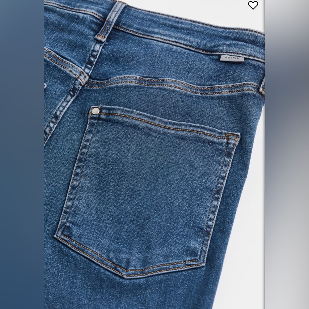 H&M True to You Slim High Waisted Jeans - Picture 3 of 6